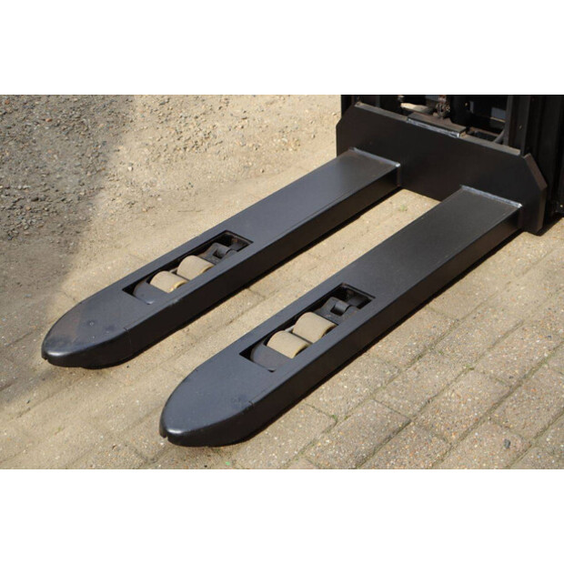 2015 BT SWE140L-46413257