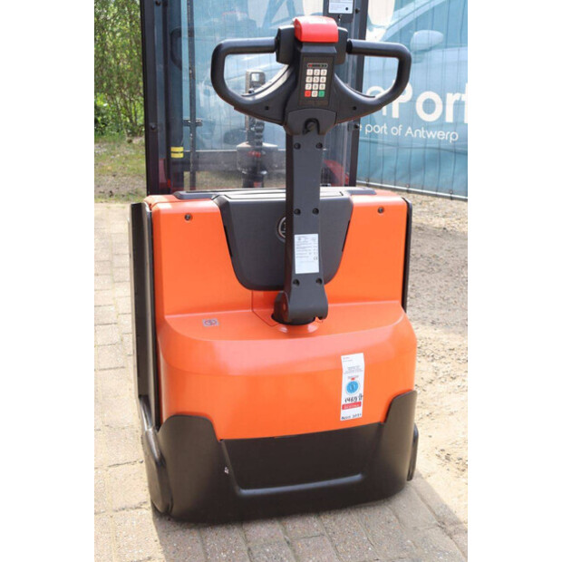 2015 BT SWE140L-46413258