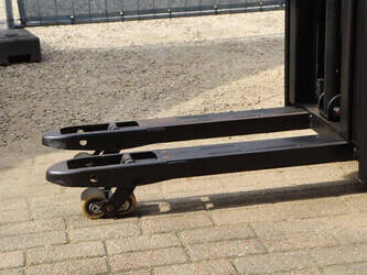 2015-bt-swe140l-1439317-46413269