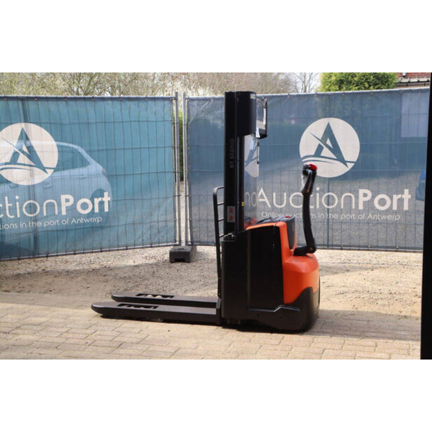 2015 BT SWE140L-46413273