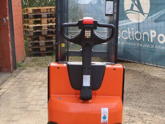 2015-bt-swe140l-1439318-46413275