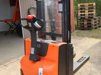 2015-bt-swe140l-1439318-46413276