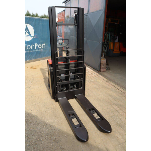 2015 BT SWE140L-46413277