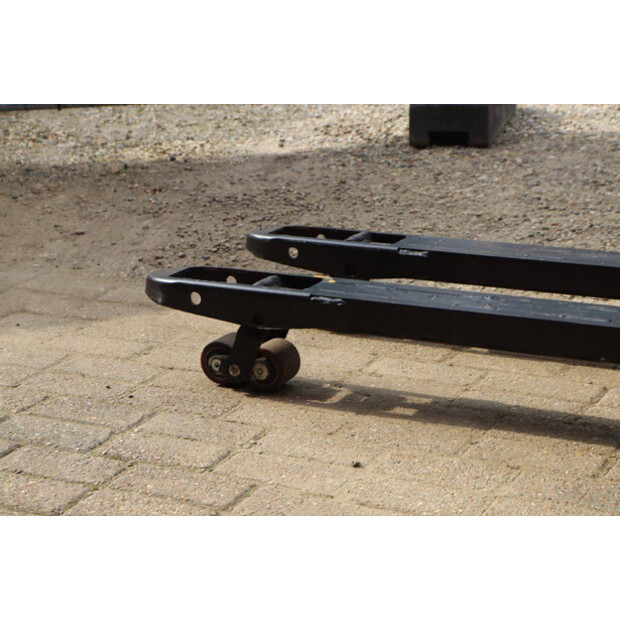 2015 BT SWE140L-46413293