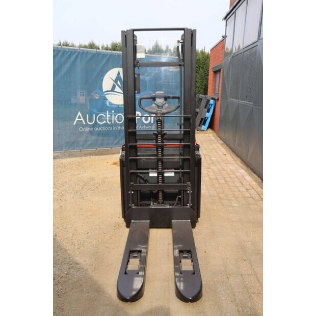 2015 بي تي SWE140L-46413301