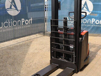 2015-bt-swe140l-1439319-46413302