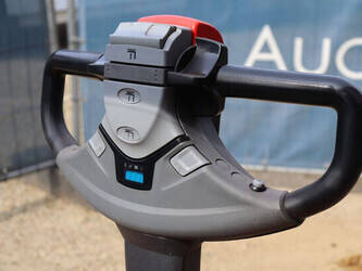 2015-bt-swe140l-1439319-46413307