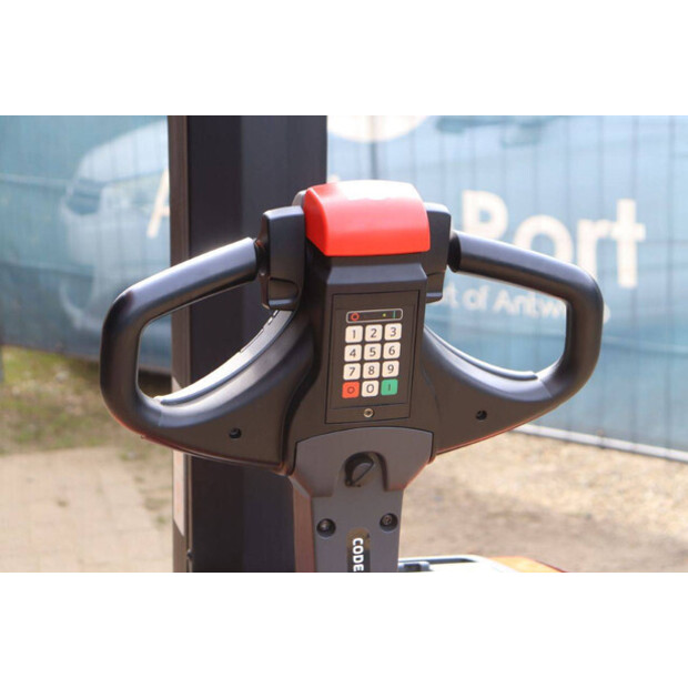 2019 BT SWE080L-46413330