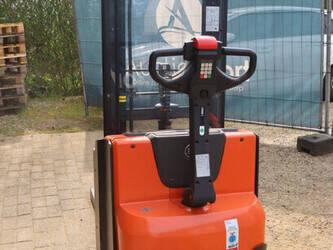 2015-bt-swe140l-1439321-46413344