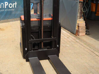 2022-toyota-swe200d-1439322-46413368