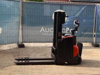 صورة ل مكدس البليت 2020 تويوتا SWE200D