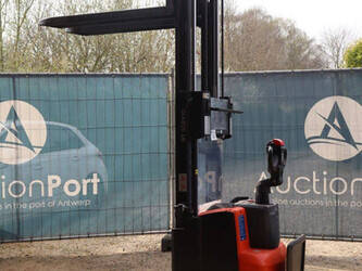 2020-toyota-swe200d-1439323-46413379