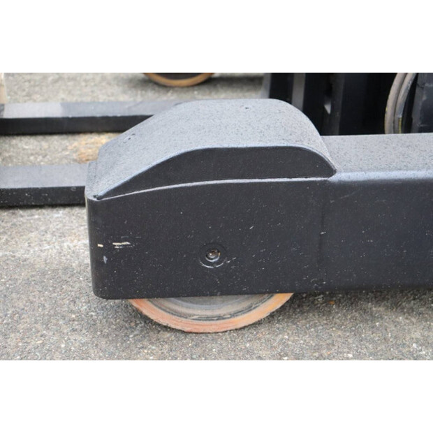 2013 بي تي RRE140CC-46413397