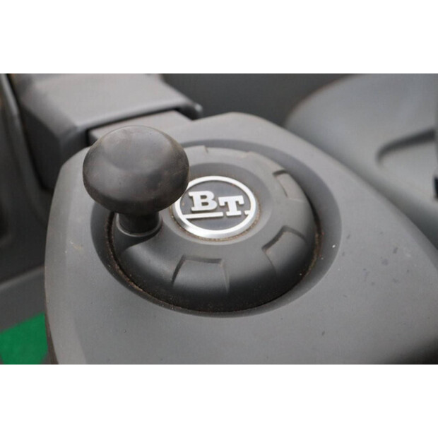 2013 بي تي RRE140CC-46413404