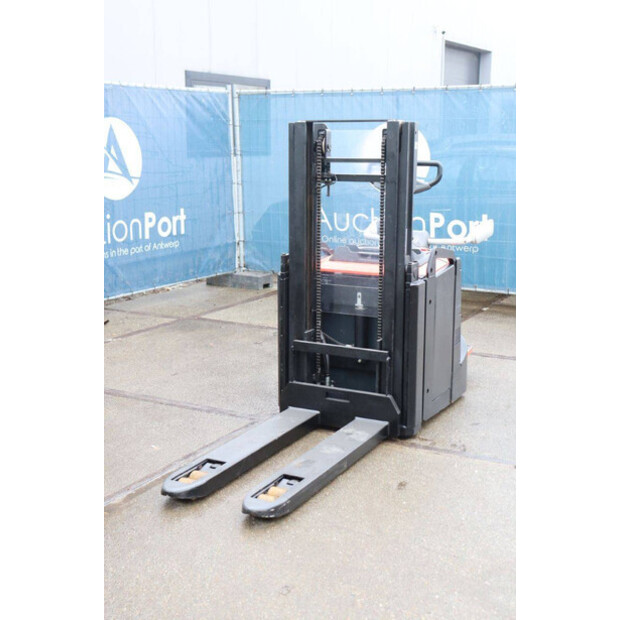 2016 BT SPE200D-46413602