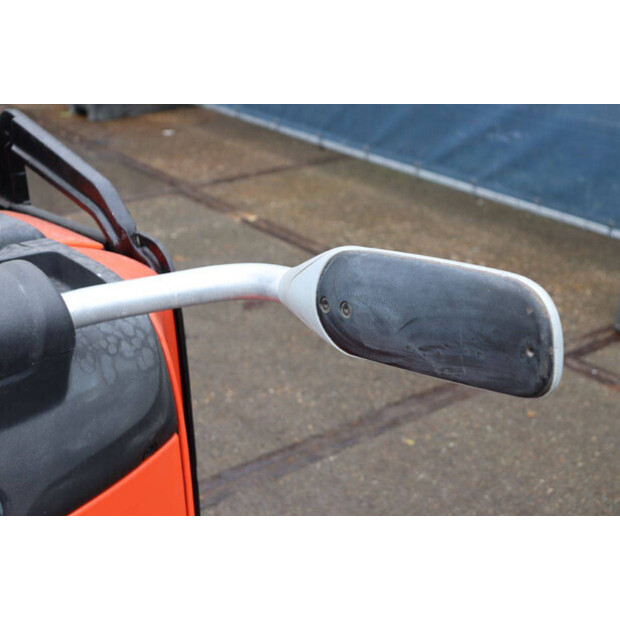 2018 تويوتا SPE140-46413639