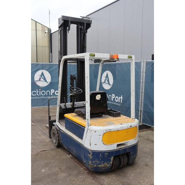 1998 Komatsu FB20M-2E-46413705