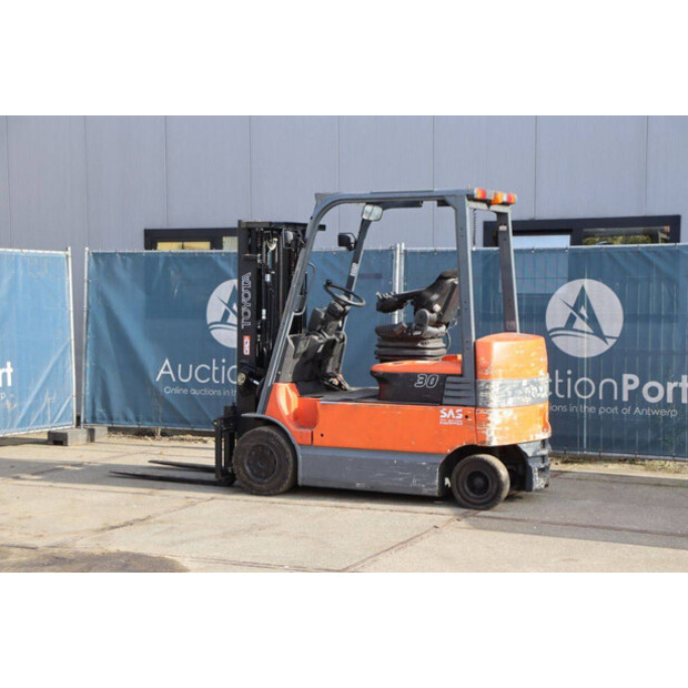 2009 Toyota 7FBMF30-46413736