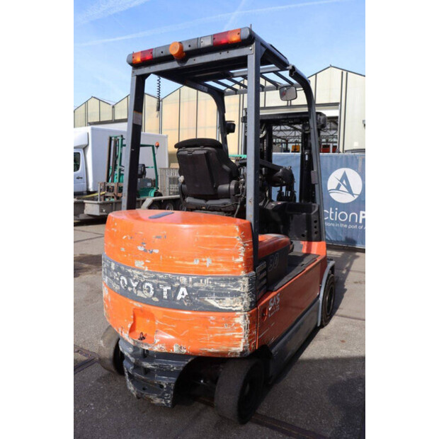 2009 Toyota 7FBMF30-46413739