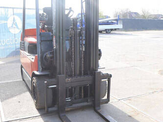 2009-toyota-7fbmf30-1439335-46413740