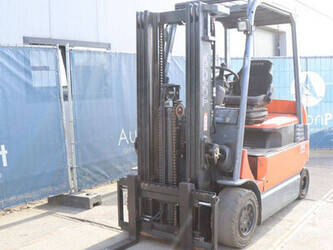 2009-toyota-7fbmf30-1439335-46413742