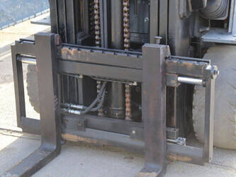 2009-toyota-7fbmf30-1439335-46413744