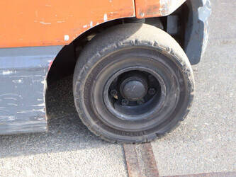 2009-toyota-7fbmf30-1439335-46413748