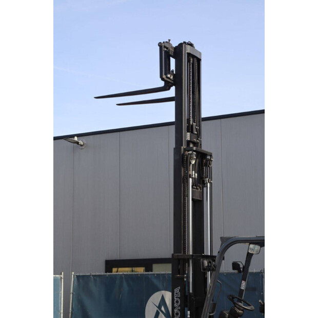 2009 Toyota 7FBMF30-46413771