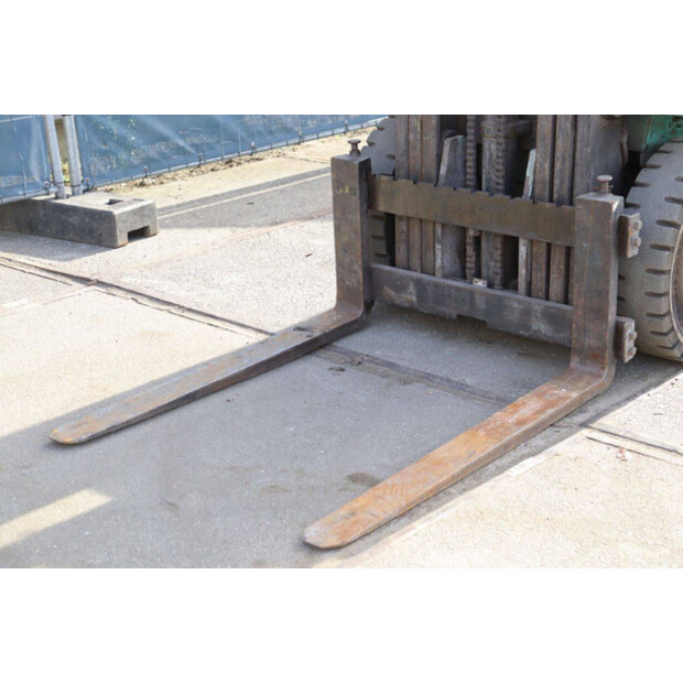 1997 MITSUBISHI FD25-46413781