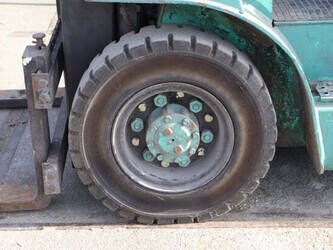 1997-mitsubishi-fd25-46413785