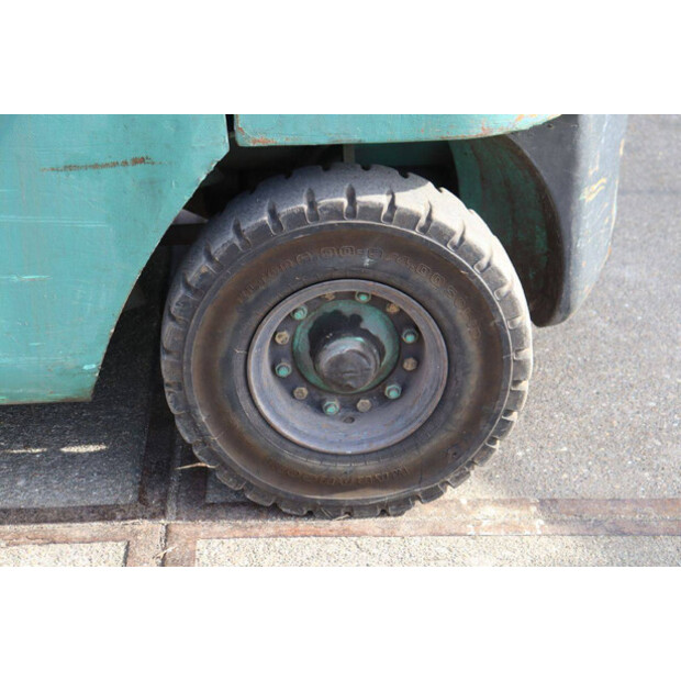 1997 MITSUBISHI FD25-46413786