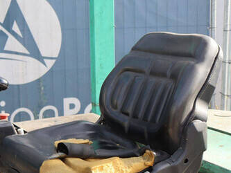 1997-mitsubishi-fd25-46413792