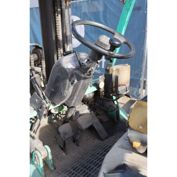 1997 MITSUBISHI FD25-46413793