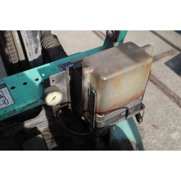 1997 MITSUBISHI FD25-46413800