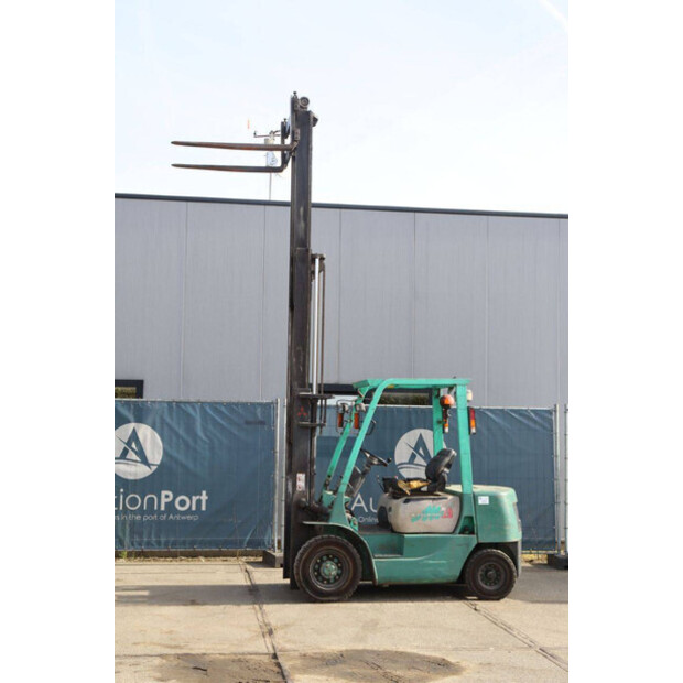 1997 MITSUBISHI FD25-46413808