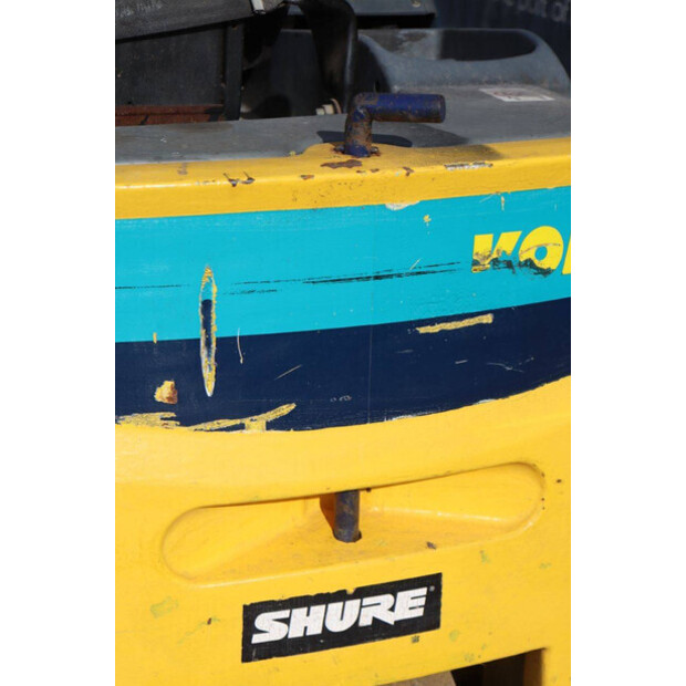 كوماتسو FB16M-46413826