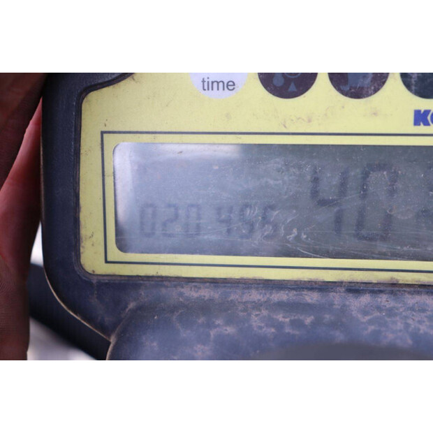 كوماتسو FB16M-46413834