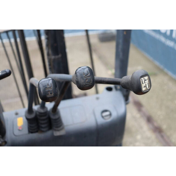 Toyota FB15-46413939