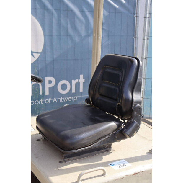 نيسان MA01L15U-46413967