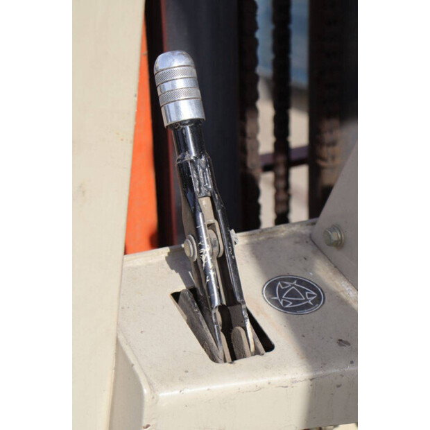 نيسان MA01L15U-46413970