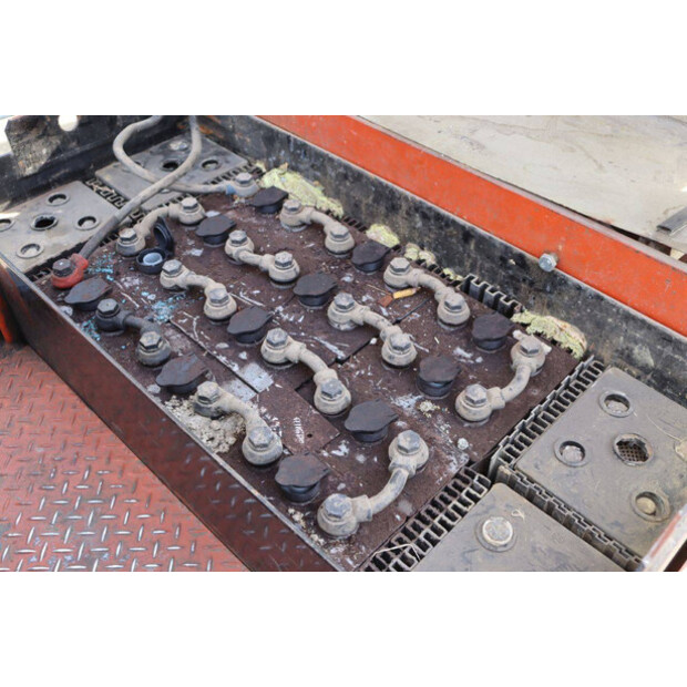 نيسان MA01L15U-46413978