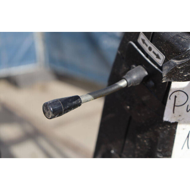 2001 هايستر J2.00XMT-46414006