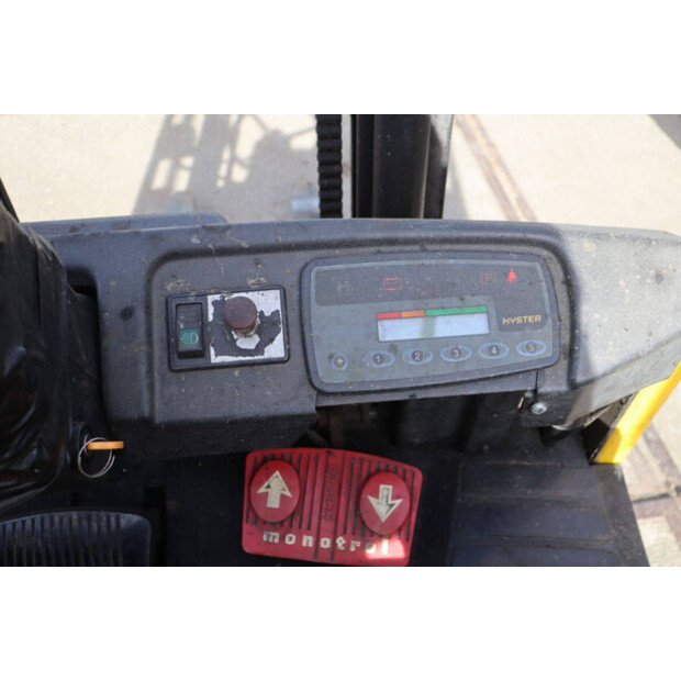 2001 هايستر J2.00XMT-46414007