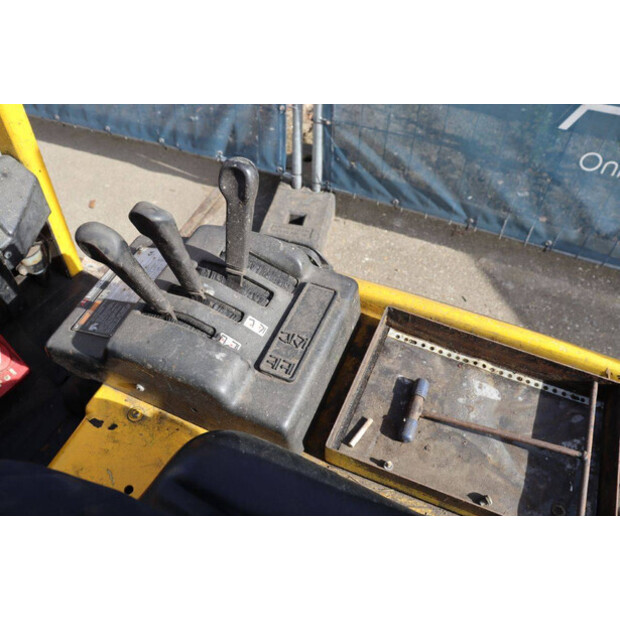 2001 هايستر J2.00XMT-46414008