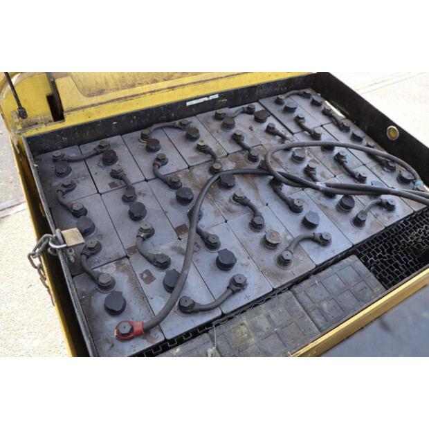 2001 هايستر J2.00XMT-46414012