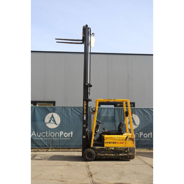 2001 هايستر J2.00XMT-46414013