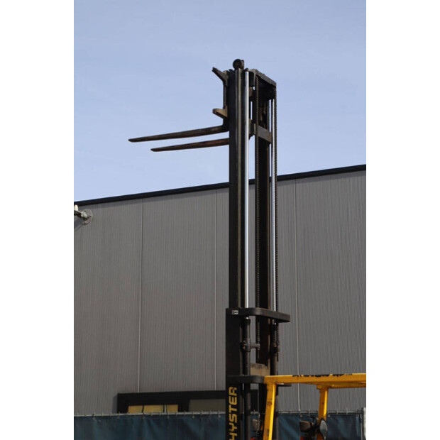 2001 هايستر J2.00XMT-46414016