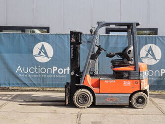 2009-toyota-7fbmf18-1439344-46414048