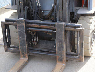 2009-toyota-7fbmf18-1439344-46414057