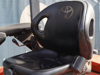 2009-toyota-7fbmf18-1439344-46414067